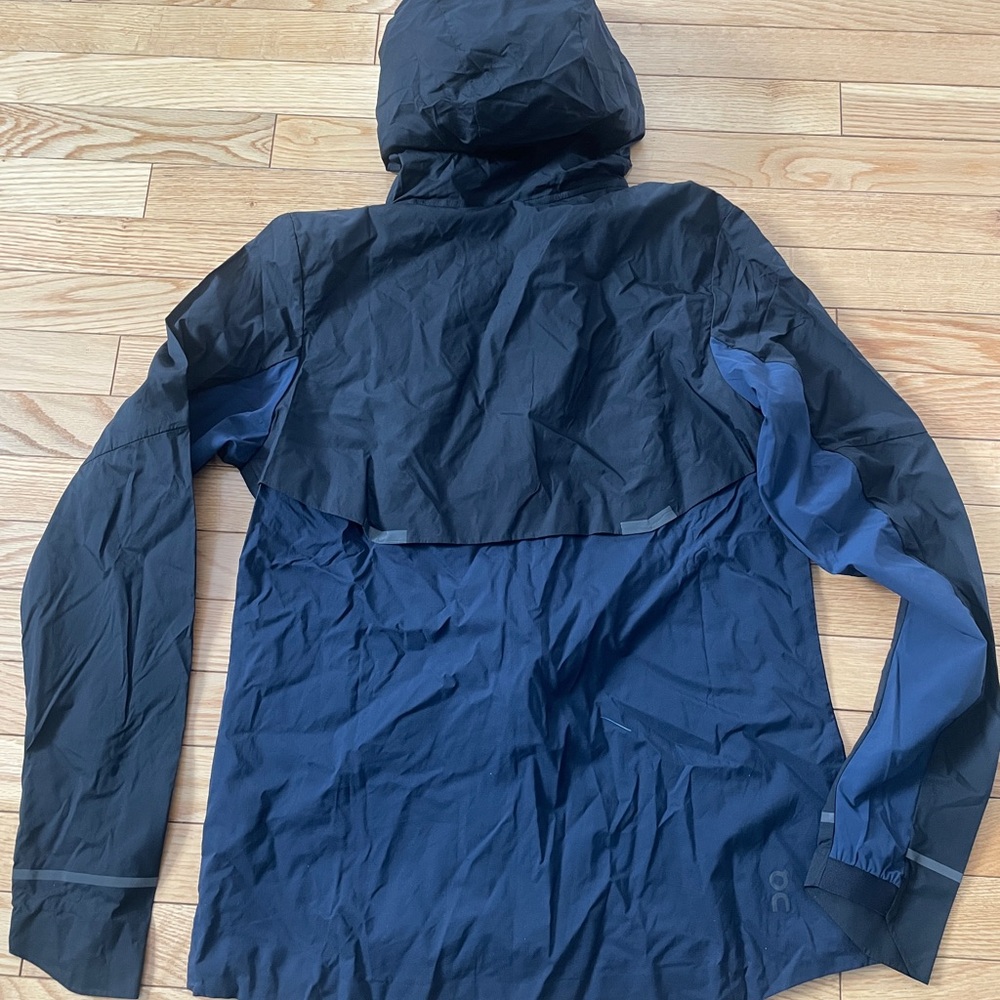 On Weather Jacket in Black and Gray